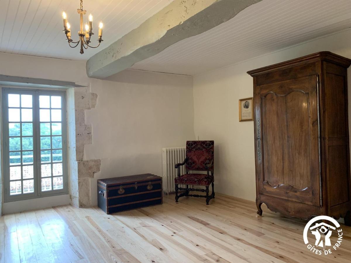 مبيت وإفطار Castin Chateau De Gardes المظهر الخارجي الصورة